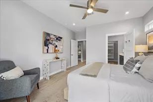 1149 Ebert Ave, Austin, TX 78721 - Photo 13