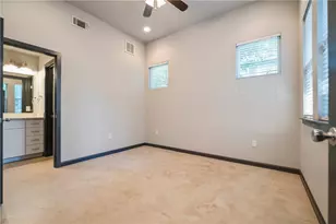 3704 Harmon Ave, Austin, TX 78705 - Photo 7