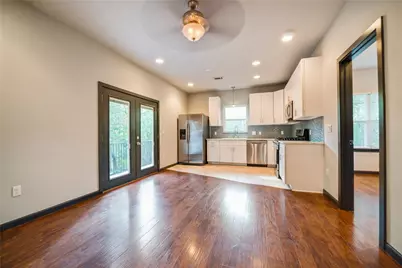3704 Harmon Avenue #B, Austin, TX 78705 - Photo 13