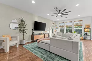 317 Bridgeford Dr, Austin, TX 78745 - Photo 9