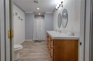 113 Thiele Dr, Yoakum, TX 77995 - Photo 19