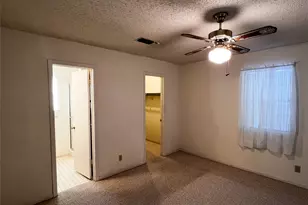 240 S Reed Circle, La Grange, TX 78945 - Photo 9