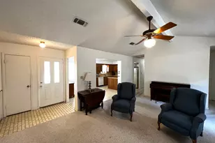 240 S Reed Circle, La Grange, TX 78945 - Photo 3