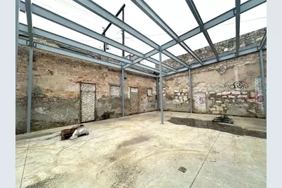 110 W 1st Street, Taylor, TX 76574 - Photo 7