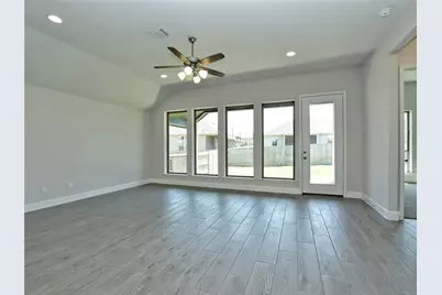 612 Jefferson Drive, Kyle, TX 78640 - Photo 7
