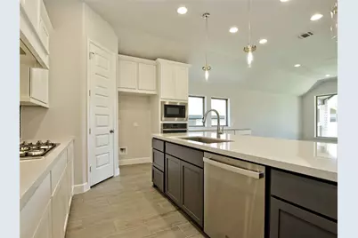 612 Jefferson Drive, Kyle, TX 78640 - Photo 11