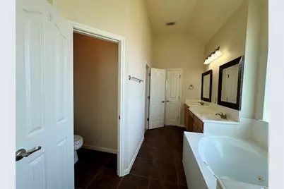 913 Cavalry Ride Trail, Austin, TX 78732 - Photo 33