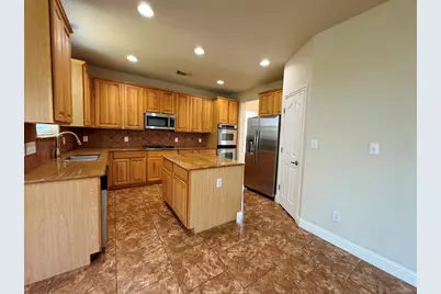 913 Cavalry Ride Trail, Austin, TX 78732 - Photo 15