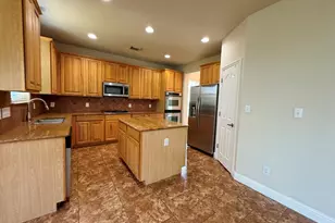 913 Cavalry Ride Trail, Austin, TX 78732 - Photo 15