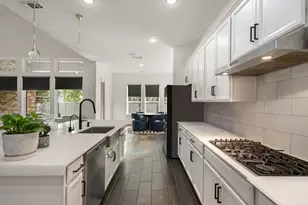 112 Springhouse Rd, Georgetown, TX 78628 - Photo 5