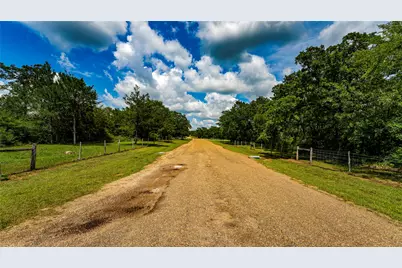1470 22 Hills Road, Gause, TX 77857 - Photo 27