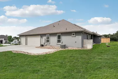 300 Red Mulberry Way, Leander, TX 78641 - Photo 37