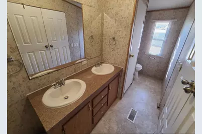 374 Plum Street #A, Bastrop, TX 78602 - Photo 7