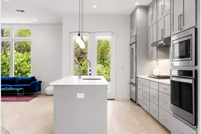 2520 Sutherland Street, Austin, TX 78746 - Photo 7
