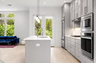 2520 Sutherland St, Austin, TX 78746 - Photo 7