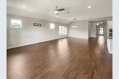 22621 Fountaingrass Lane, Lago Vista, TX 78645 - Photo 11