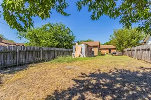 2104 Old W Pl, Round Rock, TX 78681 - Photo 3