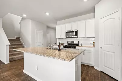 154 Solitude Drive, San Marcos, TX 78666 - Photo 9