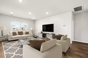 154 Solitude Dr, San Marcos, TX 78666 - Photo 5