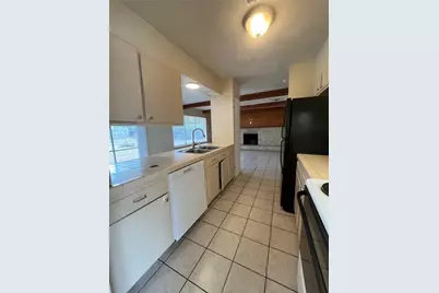 1002 Hillyer Street, San Marcos, TX 78666 - Photo 3