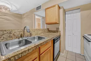 3018 S 1st St, Austin, TX 78704 - Photo 9