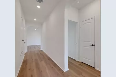 1533 Carriageway Drive, Georgetown, TX 78626 - Photo 5