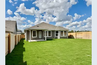 203 Coopers Hawk Crest, Cedar Creek, TX 78612 - Photo 5