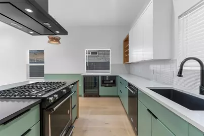 1209 Canterbury Street, Austin, TX 78702 - Photo 33