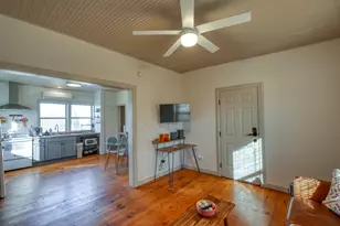 305 W Tarrant St, Llano, TX 78643 - Photo 7