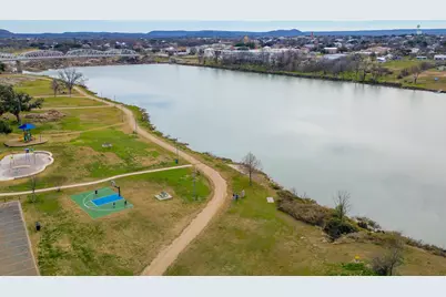 305 W Tarrant Street, Llano, TX 78643 - Photo 23