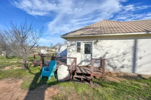 305 W Tarrant St, Llano, TX 78643 - Photo 19