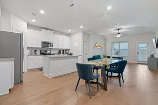 6113 Dumfries Ln, Austin, TX 78744 - Photo 21