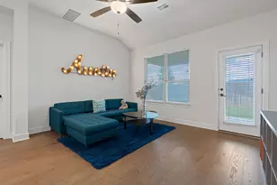 6113 Dumfries Ln, Austin, TX 78744 - Photo 3