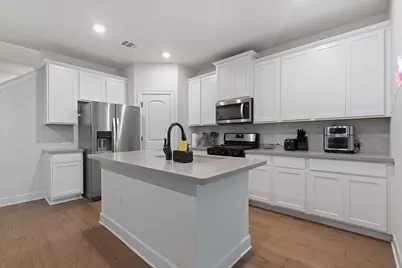 6113 Dumfries Lane, Austin, TX 78744 - Photo 25