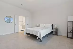 6113 Dumfries Ln, Austin, TX 78744 - Photo 19