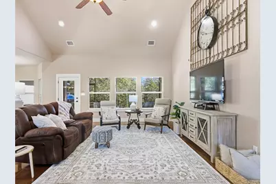 138 Wood Hollow Court, Bastrop, TX 78602 - Photo 5