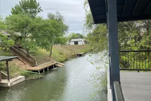 522 Circle Dr, Sunrise Beach, TX 78643 - Photo 13