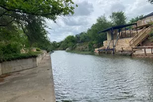 522 Circle Dr, Sunrise Beach, TX 78643 - Photo 15