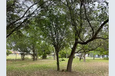 522 Circle Drive, Sunrise Beach, TX 78643 - Photo 7