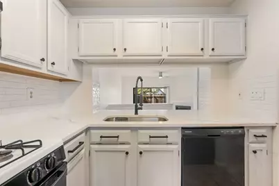 1411 N Gracy Farms Lane N #100, Austin, TX 78758 - Photo 15