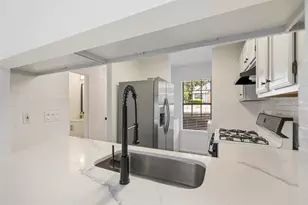 1411 N Gracy Farms Ln N, Austin, TX 78758 - Photo 17