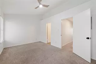 1411 N Gracy Farms Ln N, Austin, TX 78758 - Photo 33