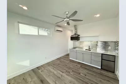 3919 E 16th #1 Street, Austin, TX 78721 - Photo 5