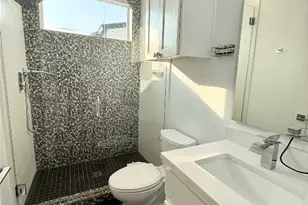 3919 E 16th St, Austin, TX 78721 - Photo 9