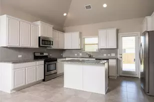 641 Schefer St, Leander, TX 78641 - Photo 5