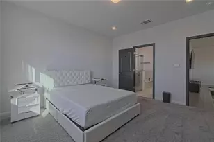 113 Rocking R Ct, Georgetown, TX 78633 - Photo 9