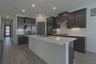 113 Rocking R Ct, Georgetown, TX 78633 - Photo 5