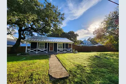 506 S Church Street, Lockhart, TX 78644 - Photo 3
