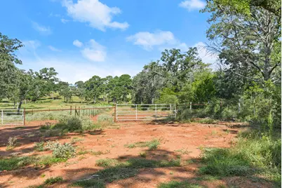 170 Split Oak Road, Smithville, TX 78957 - Photo 5