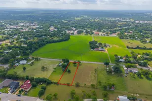 41 Mesquite St St, Blanco, TX 78606 - Photo 1